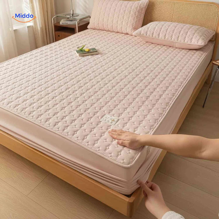 Protectora de Colchon antifluido Comfortora™ | Impermeable, antibacteriana y transpirable, Premium - Viene con Fundas y 50% OFF