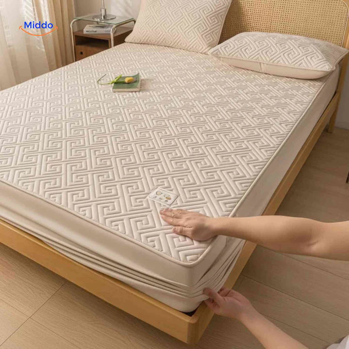 Protectora de Colchon antifluido Comfortora™ | Impermeable, antibacteriana y transpirable, Premium - Viene con Fundas y 50% OFF