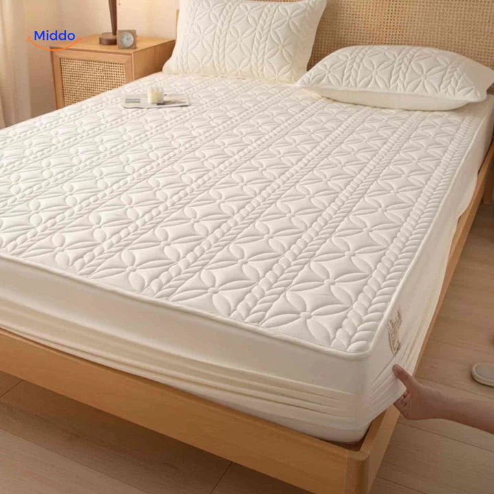 Protectora de Colchon antifluido Comfortora™ | Impermeable, antibacteriana y transpirable, Premium - Viene con Fundas y 50% OFF